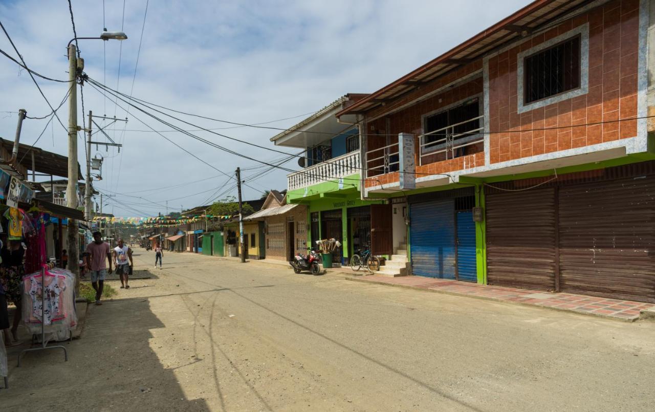 Hotel Clau Nuquí Exteriör bild